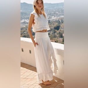 NWT Free-est Augusta Skirt Set - Ivory